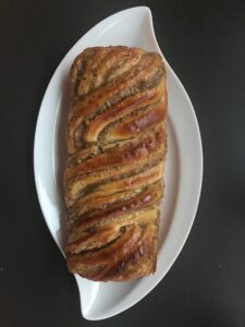 Mehr über den Artikel erfahren Nusszopf