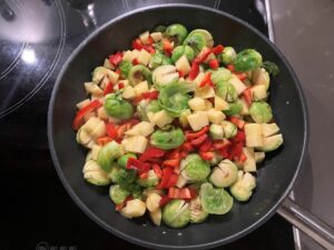 Mehr über den Artikel erfahren Rosenkohl-Kartoffel-Pfanne