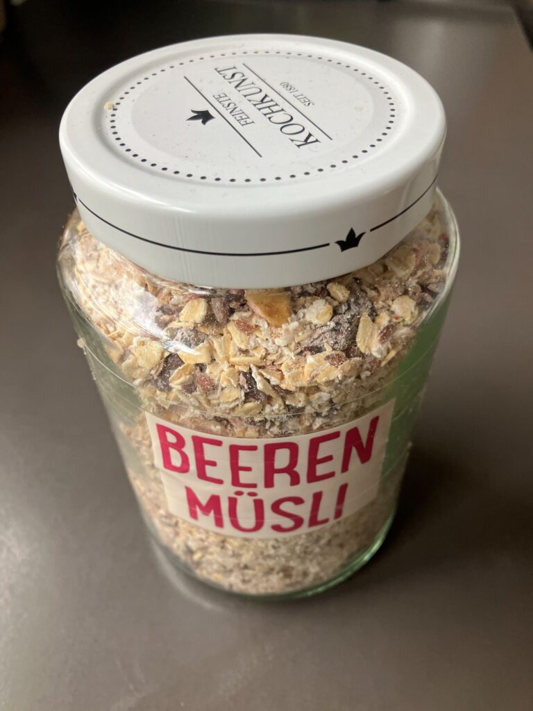 Mehr über den Artikel erfahren Armins Beeren-Müsli-Mischung